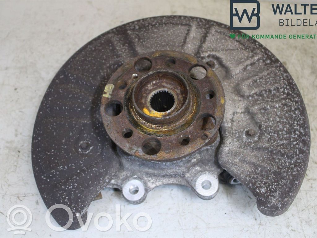 Mercedes-Benz C W205 Mozzo ruota anteriore