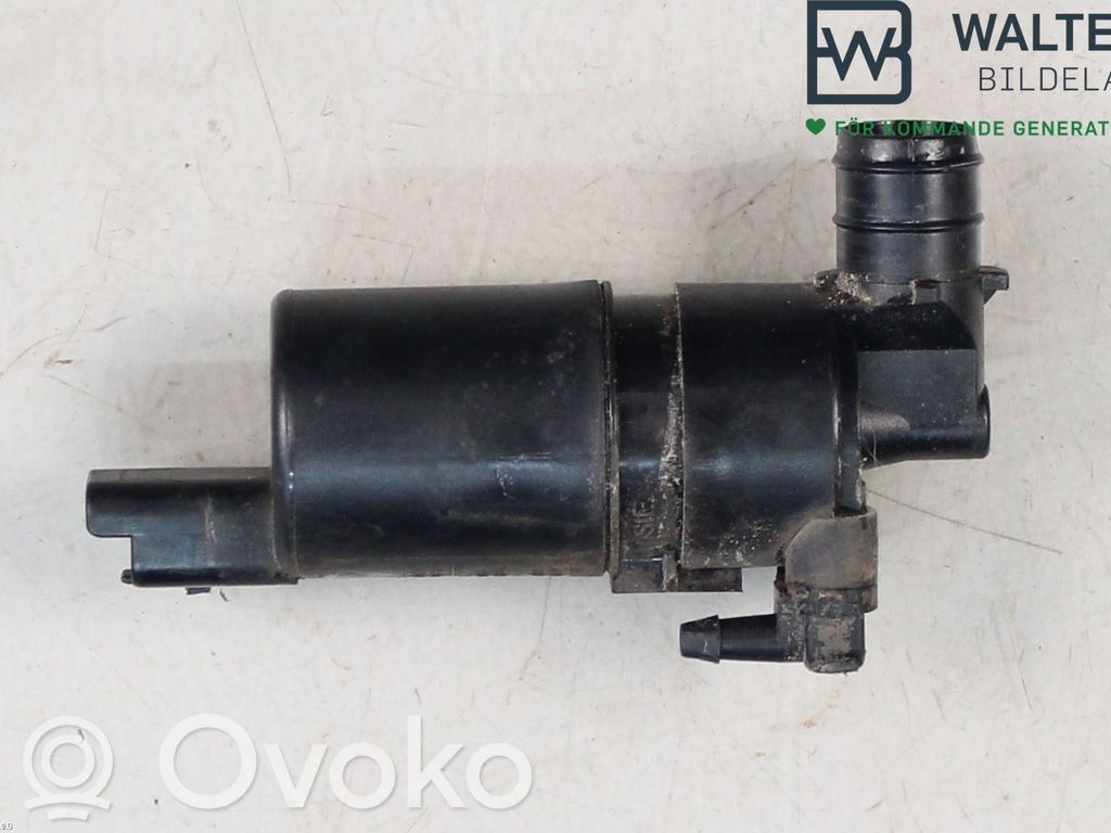 Renault Express Windscreen/windshield washer pump 