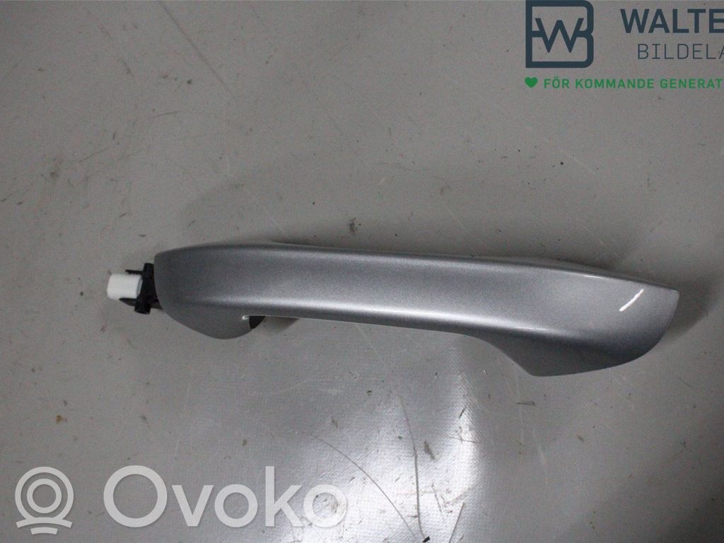 Volkswagen Golf VIII Maniglia esterna per portiera anteriore 
