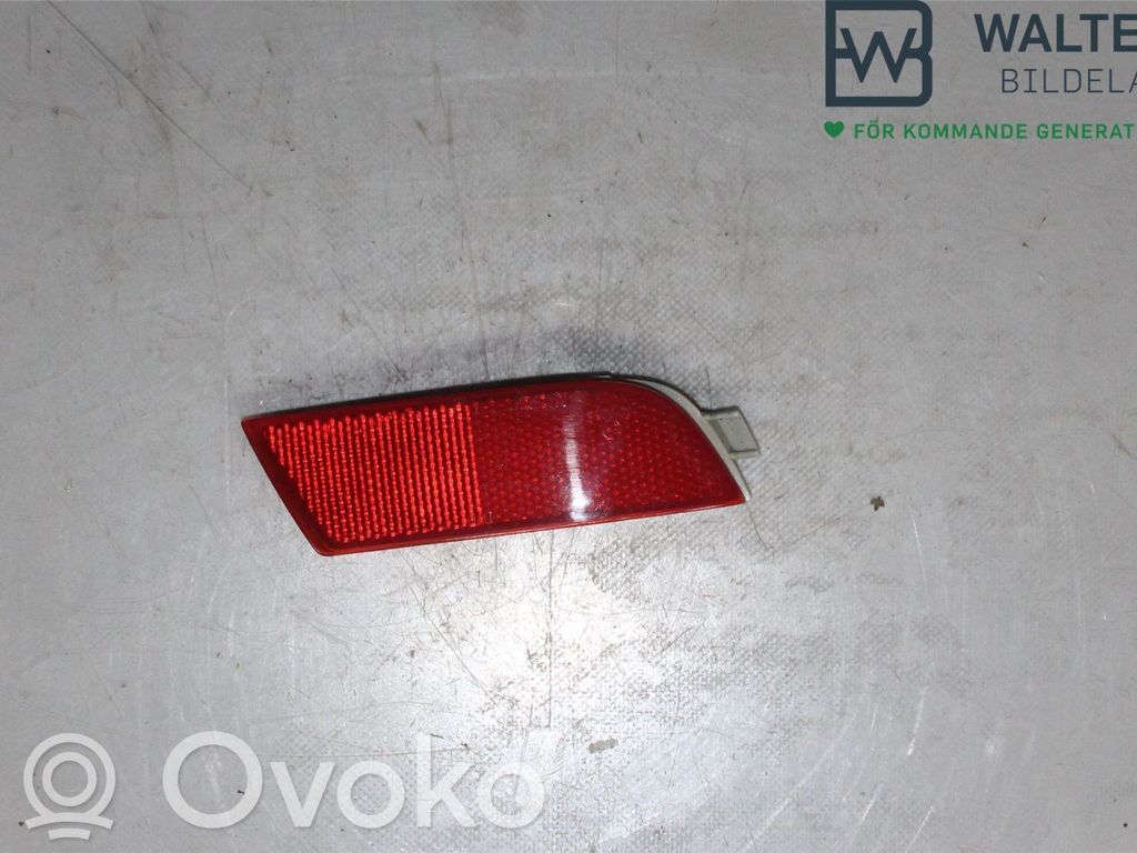 Nissan Note (E11) Reflector de faros/luces traseros 
