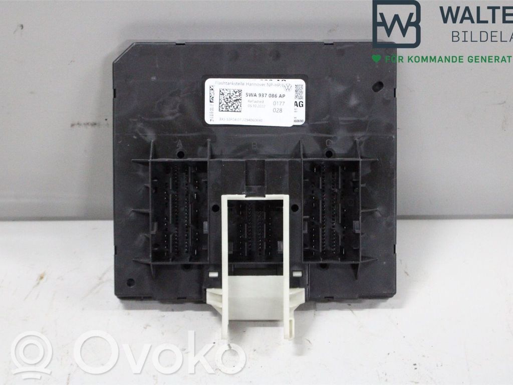 Volkswagen Transporter - Caravelle T7 Module confort 