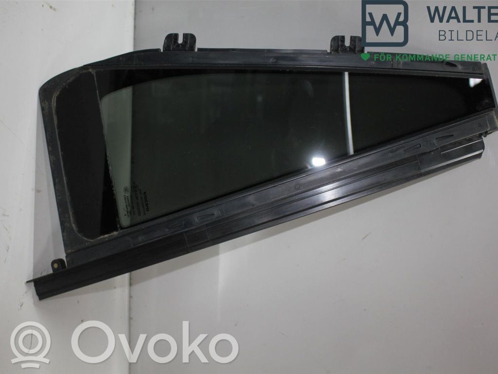 Volvo XC90 Ventanilla de ventilación de la puerta trasera 