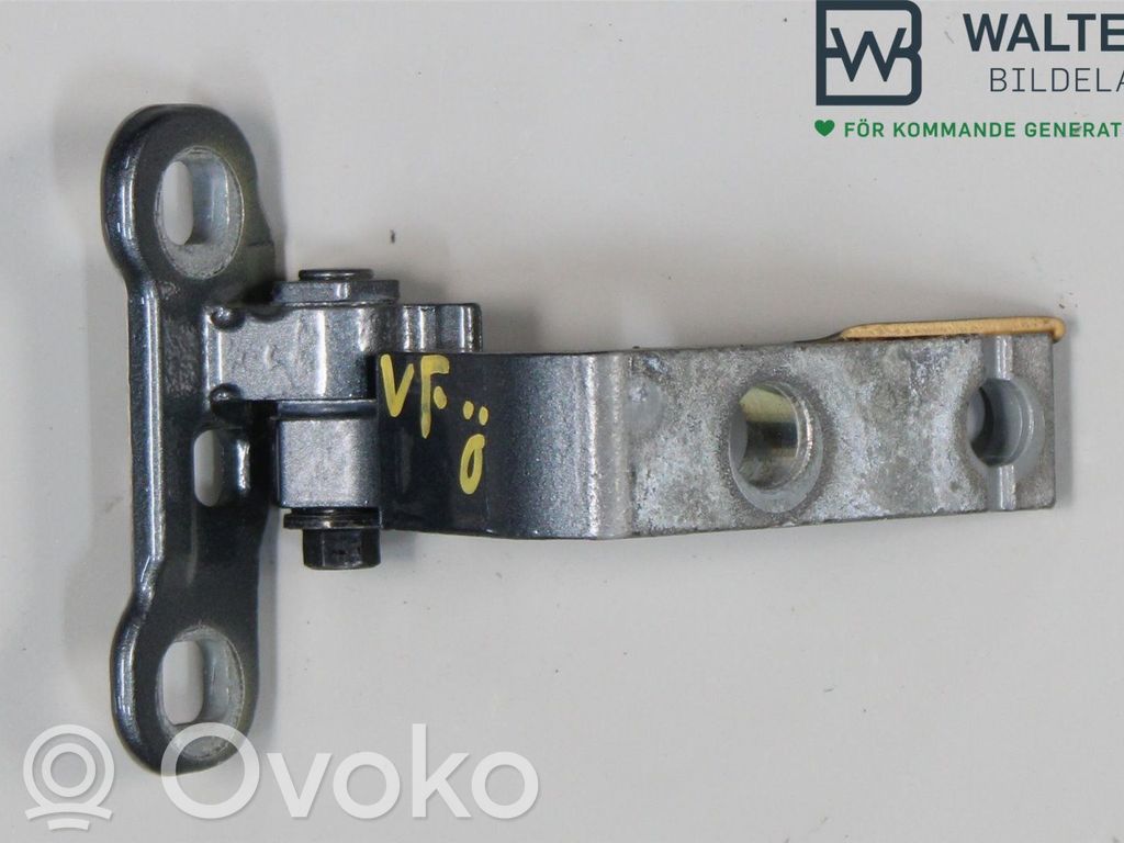 Volvo XC90 Front door upper hinge 