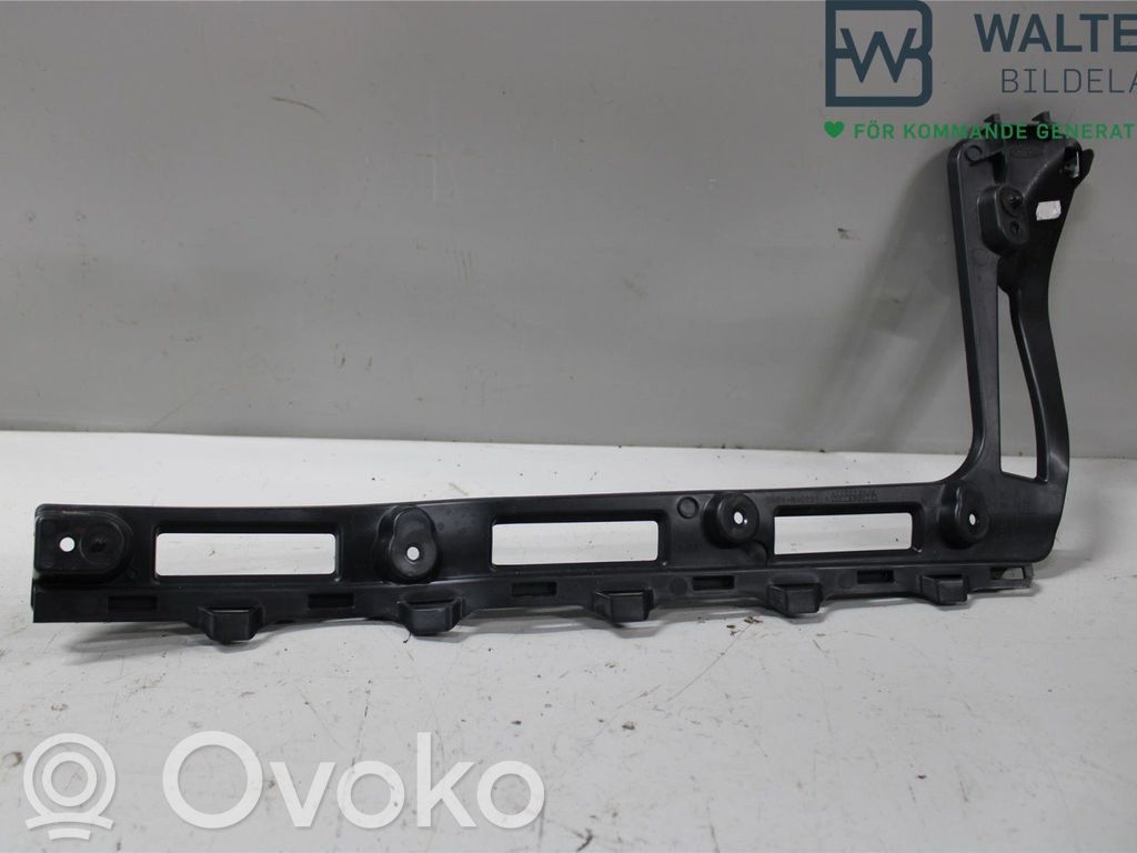 Ford Focus Tailgate trim 