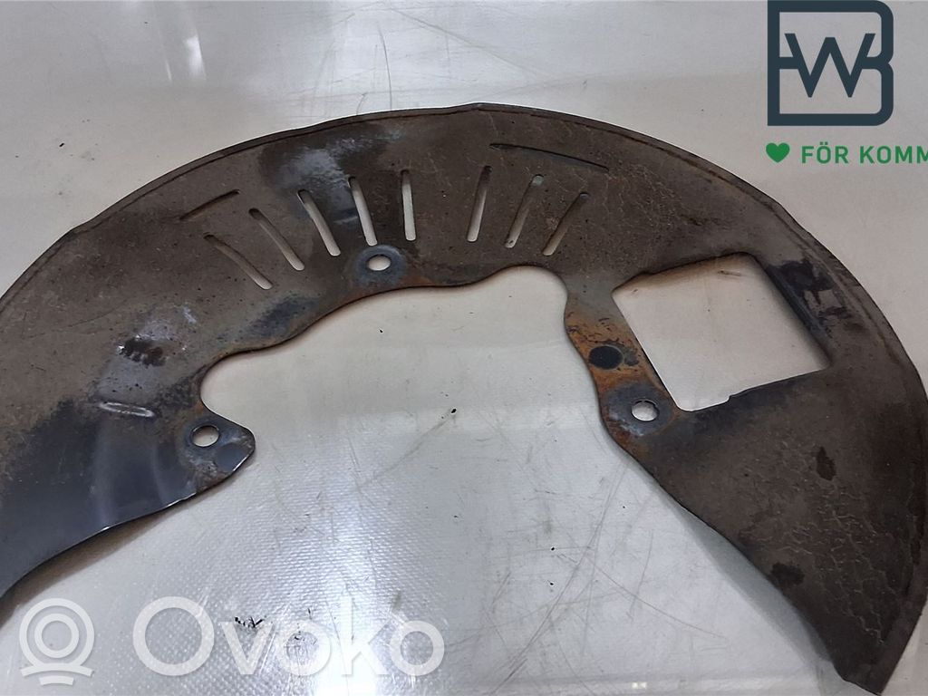 Isuzu D-Max Plaque de protection anti-poussière du disque de frein avant