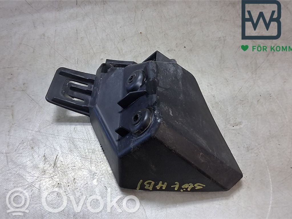 Ford Focus Rear bumper mounting bracket 