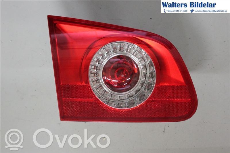 Volkswagen PASSAT B6 Luci posteriori del portellone del bagagliaio