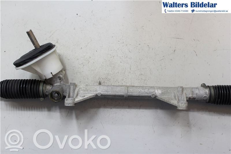 Renault Clio III Steering rack 