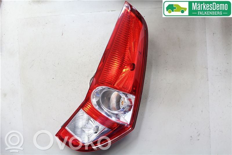 Suzuki Splash Luz trasera/de freno 