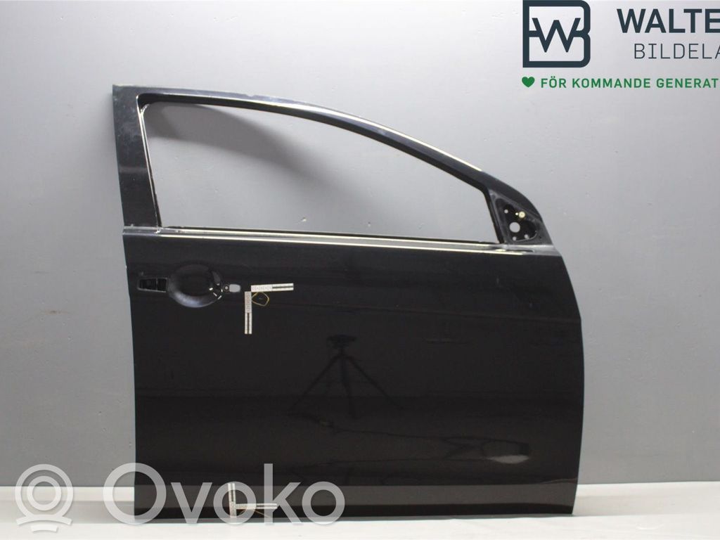 Дверь   5700A558