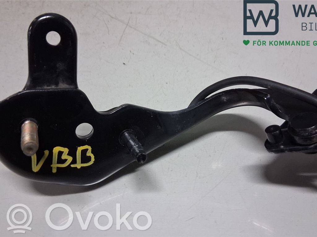 Jaguar F-Pace Tailgate/trunk/boot hinge 