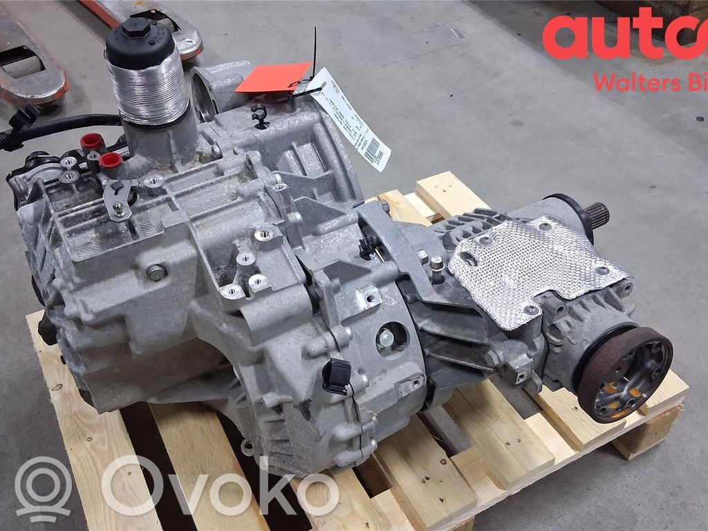 Volkswagen Transporter - Caravelle T7 Automatic gearbox 