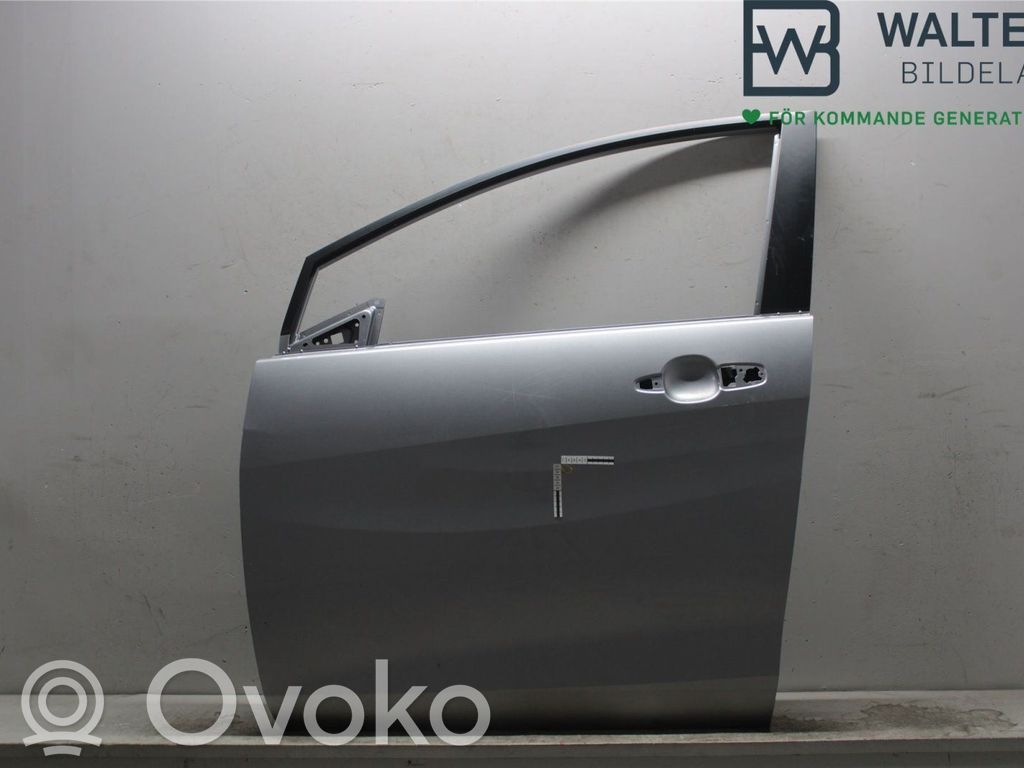 Mazda 5 Дверь 
