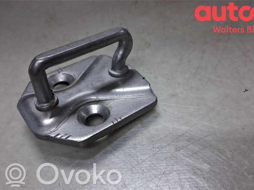 Volvo V70 Front door lock 