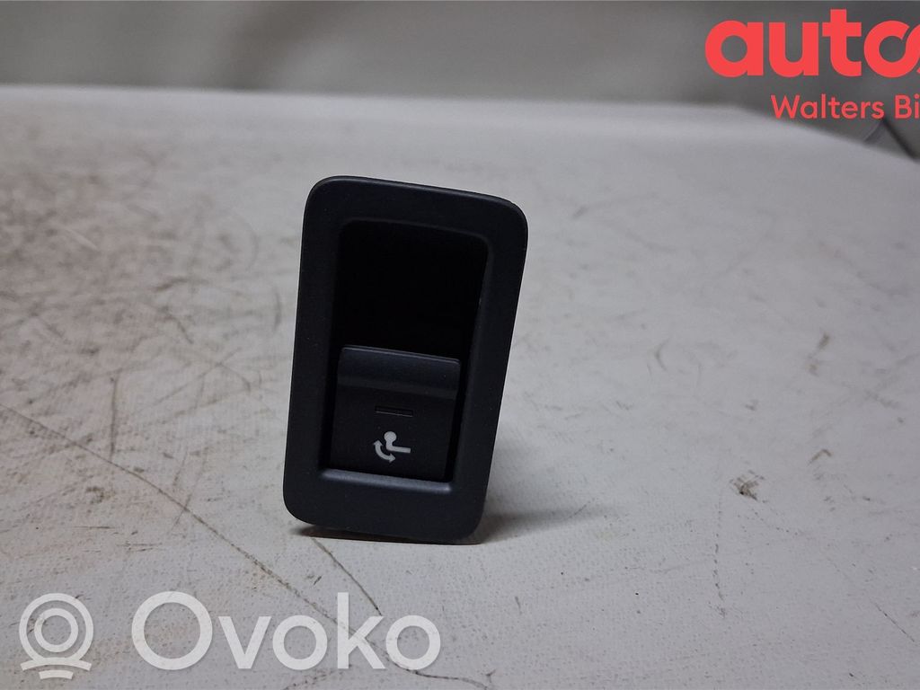 Audi Q3 F3 Comutator bară tractare retractabilă 
