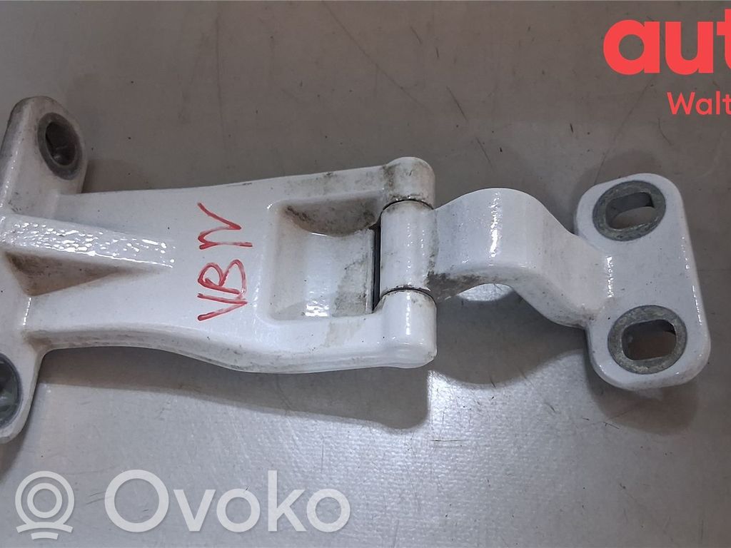 Volkswagen Caddy Rear door lower hinge 