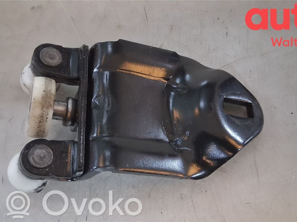 Ford Transit Custom Prowadnica rolkowa drzwi bocznych / przesuwanych / Zawias górny 