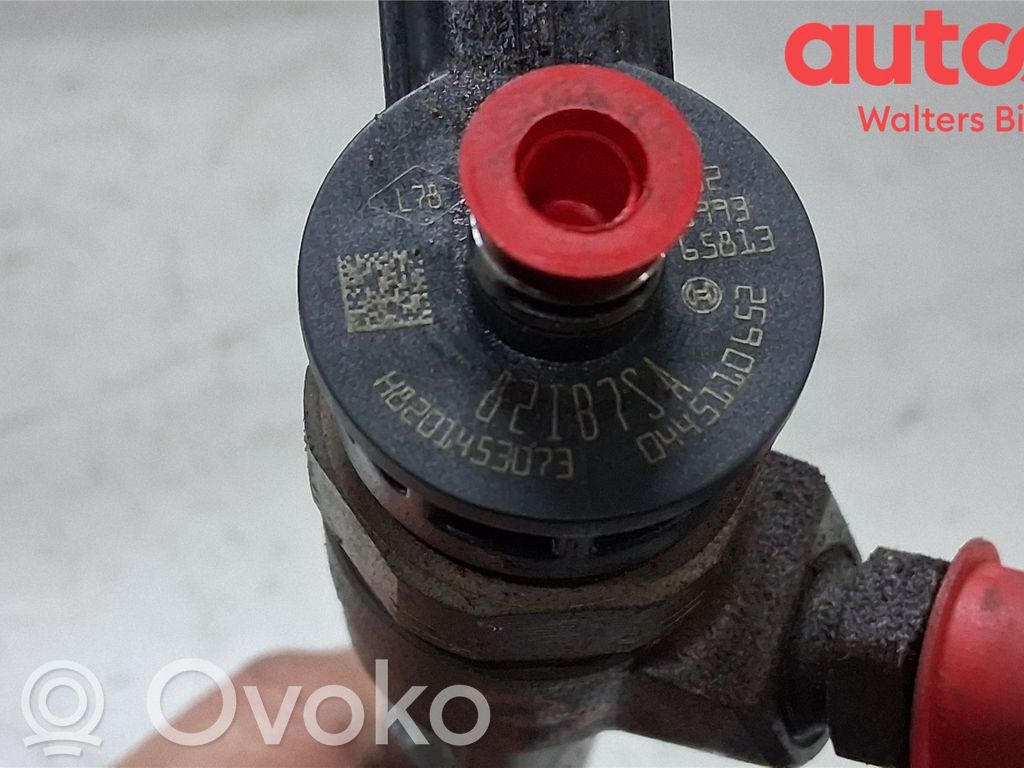Inyector de combustible   A6070700687,0445110652,0445110652