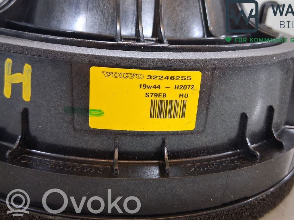 Volvo V90 Cross Country Etuoven kaiutin 