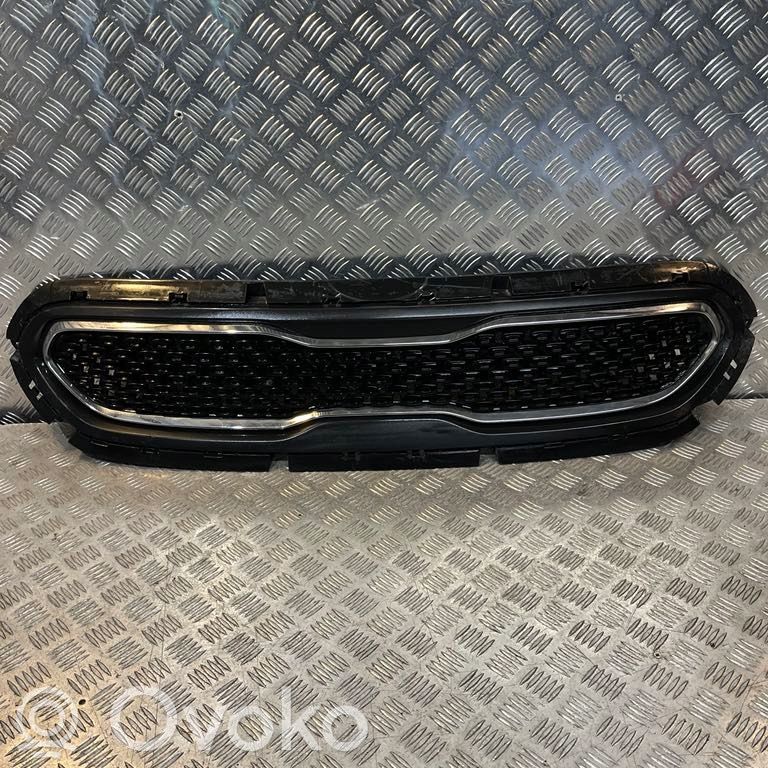KIA Niro Etupuskurin ylempi jäähdytinsäleikkö 