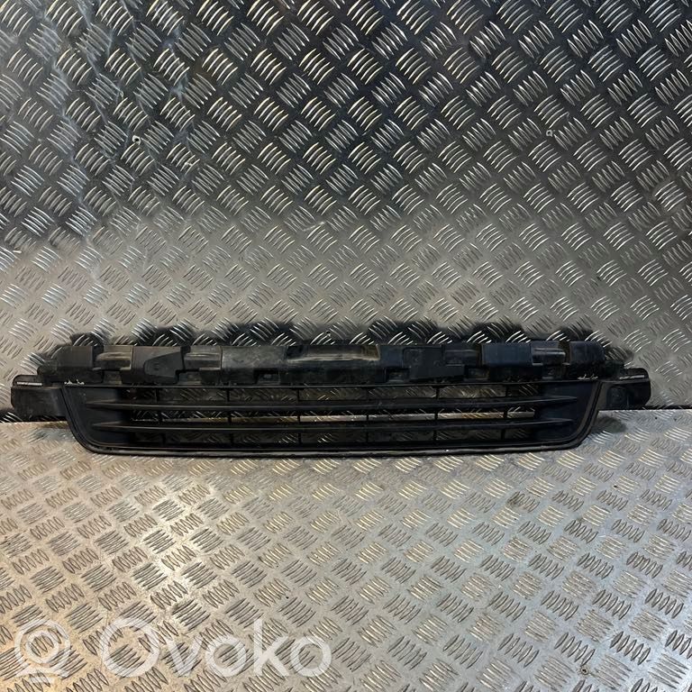 Peugeot Expert Front bumper lower grill 