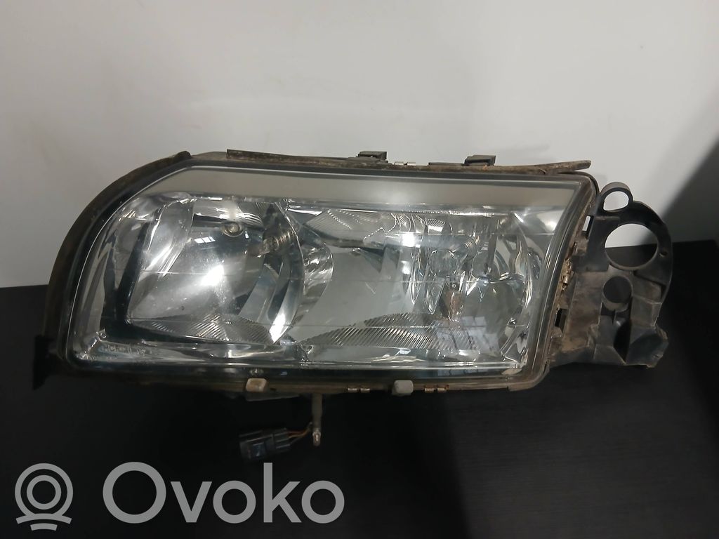 Volvo S80 Headlight/headlamp 