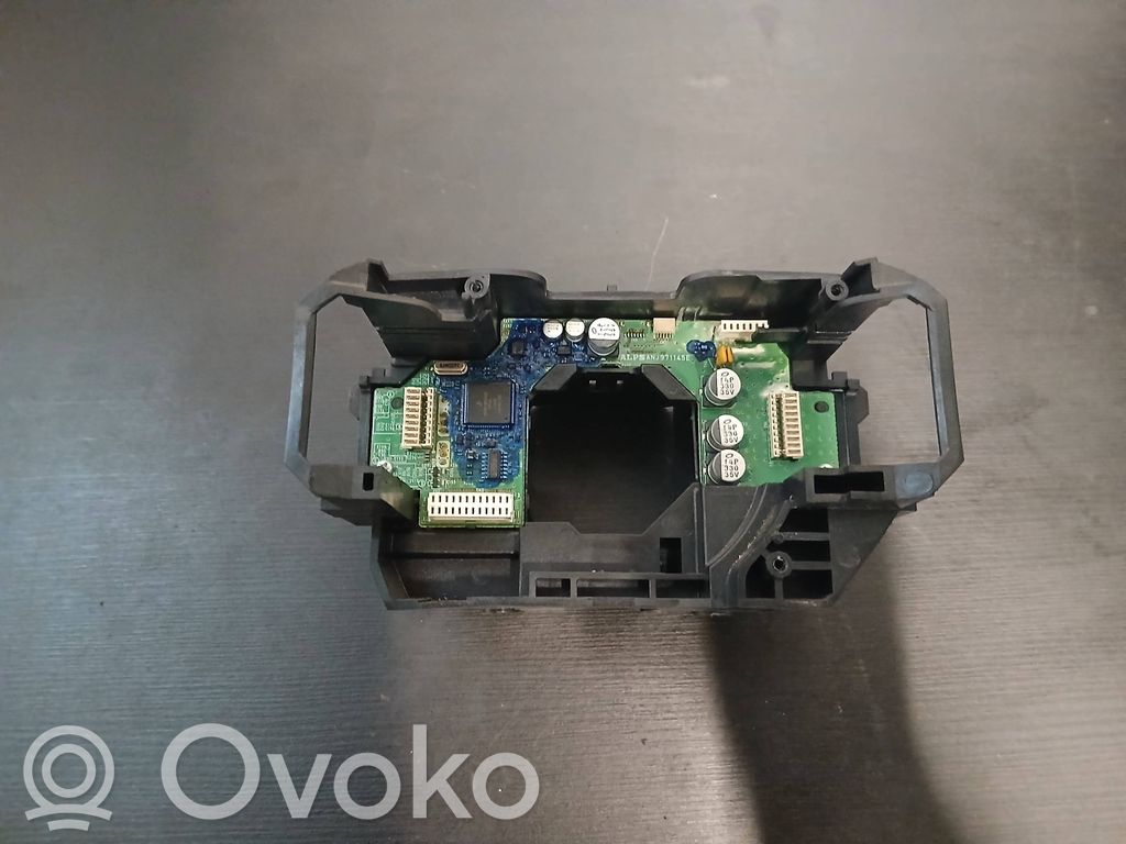 Volvo XC70 Wiper control stalk 