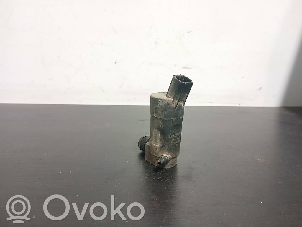 Volvo S60 Pompa spryskiwacza szyby przedniej / czołowej 