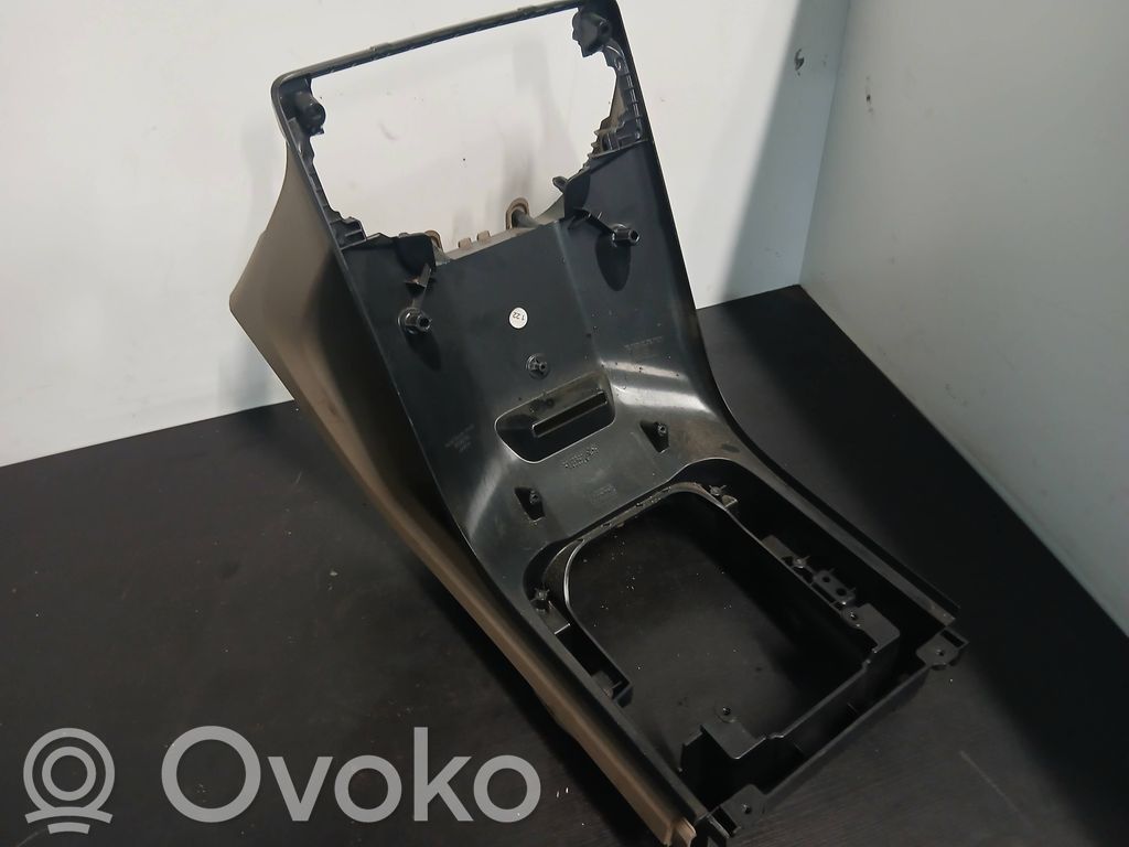 Volvo S80 Kita centrinė konsolės (tunelio) detalė 