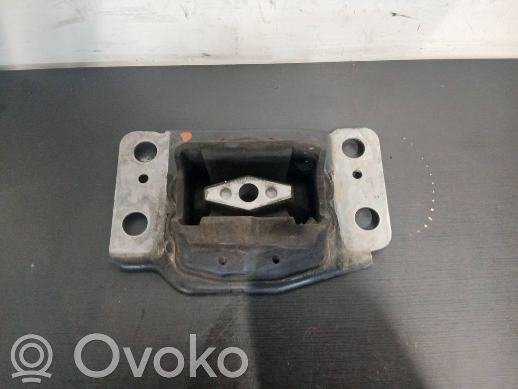 Engine mount bracket   30680699,6G917M121BD,6G917M121AC