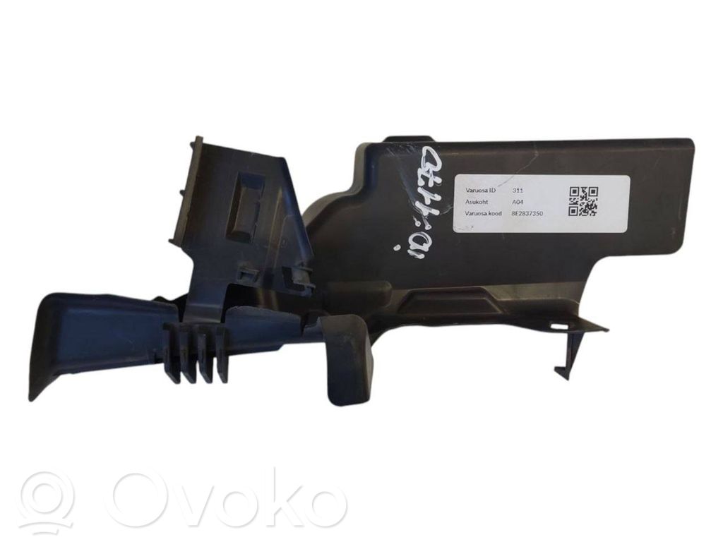 Audi A4 S4 B7 8E 8H Osłona rygla zamka klapy tylnej 