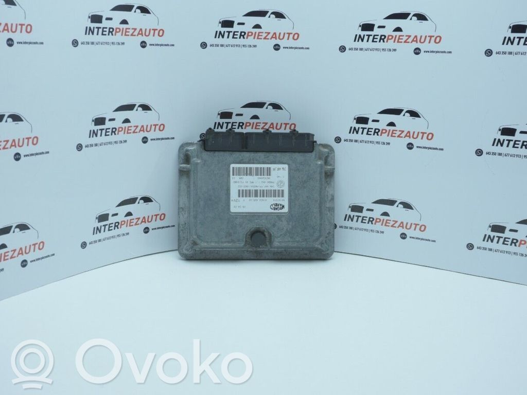 Opel Meriva B Engine control unit/module 