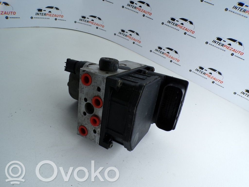 Volkswagen PASSAT B8 ABS bloks 