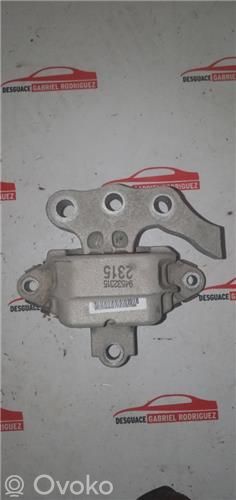 Opel Mokka Engine mount bracket 