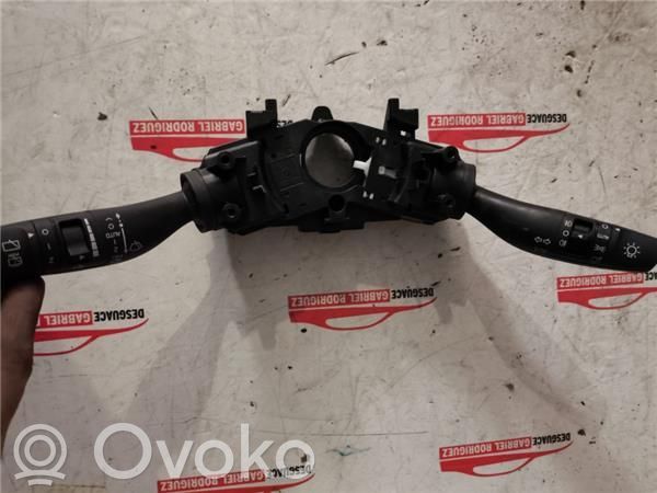 KIA Sportage Interruptor de control multifunción 