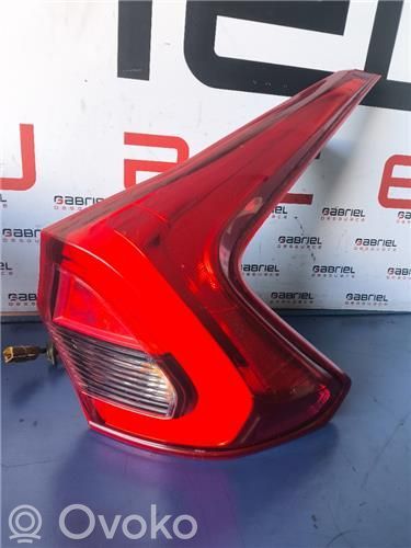 Lámpara de faros/luces traseros