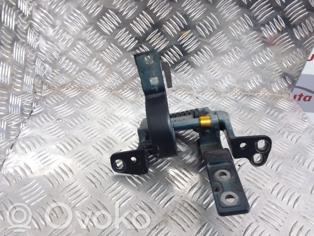 BMW 5 E60 E61 Tailgate/trunk/boot hinge 