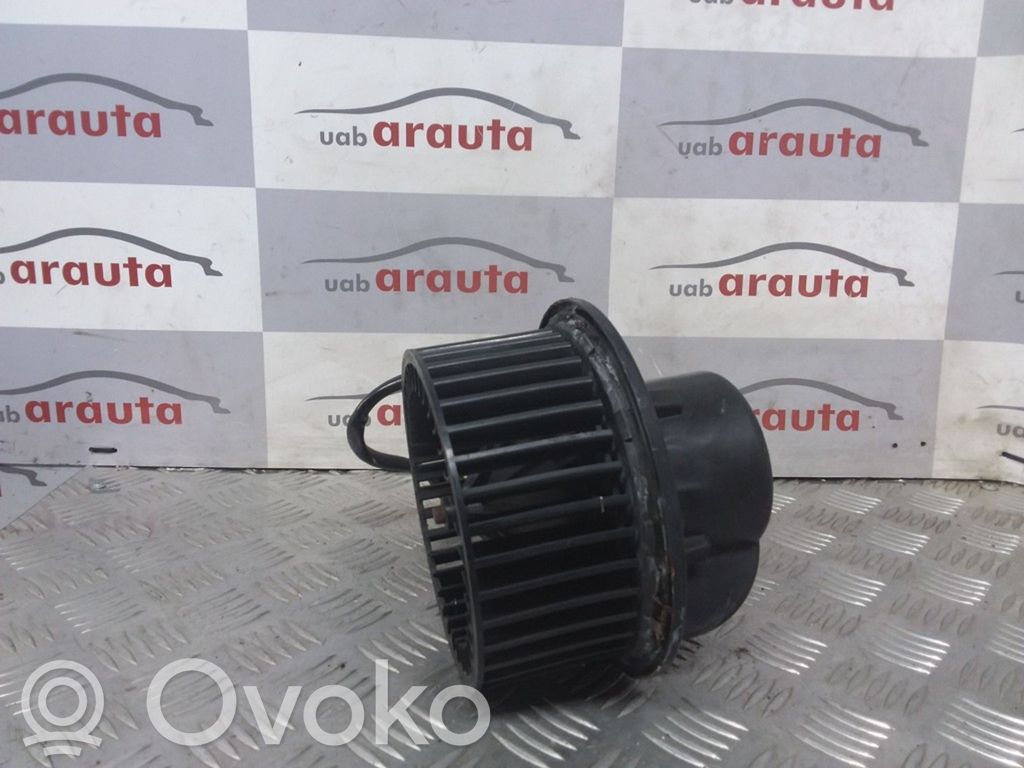 Volkswagen PASSAT B4 Wentylator nawiewu / Dmuchawa 