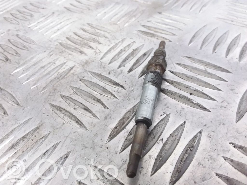 Volkswagen Golf III Glow plug 