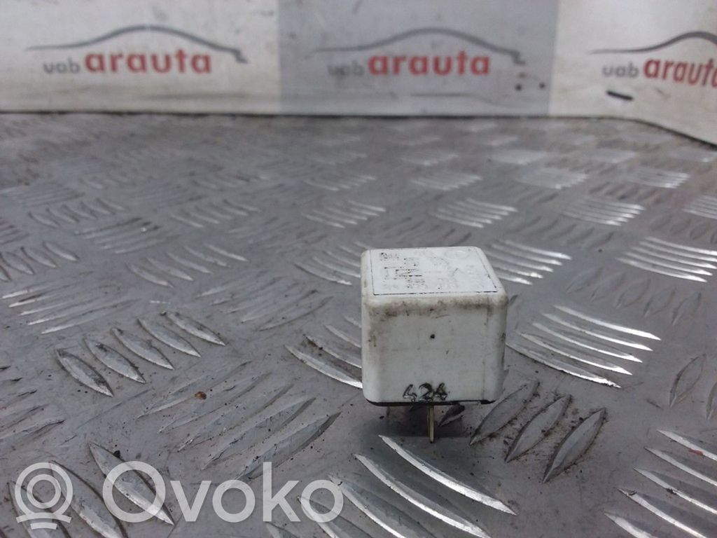 Opel Meriva A Kita rėlė 