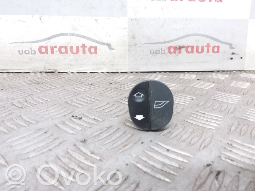 Ford Fiesta Electric window control switch 