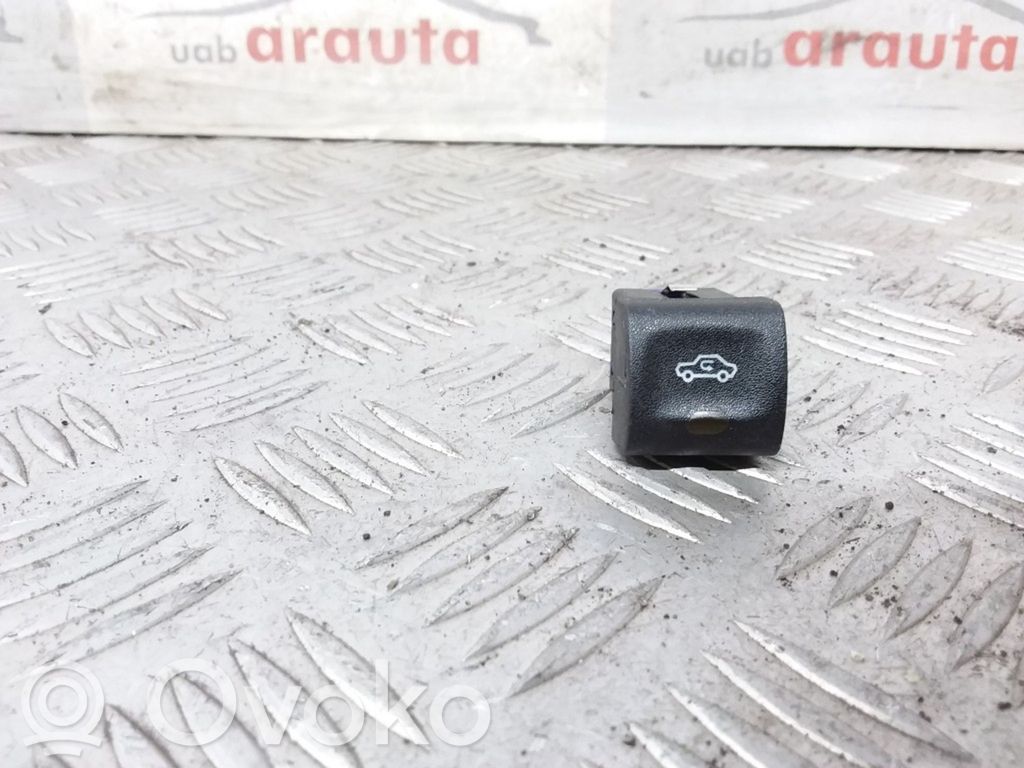 Opel Omega B1 Air circulation switch 