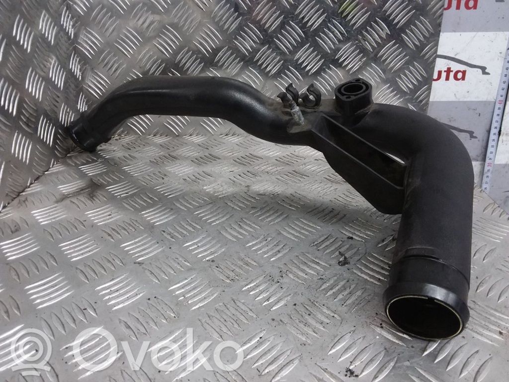 Audi A4 S4 B5 8D Interkūlera šļūtene (-es) / caurule (-es) 