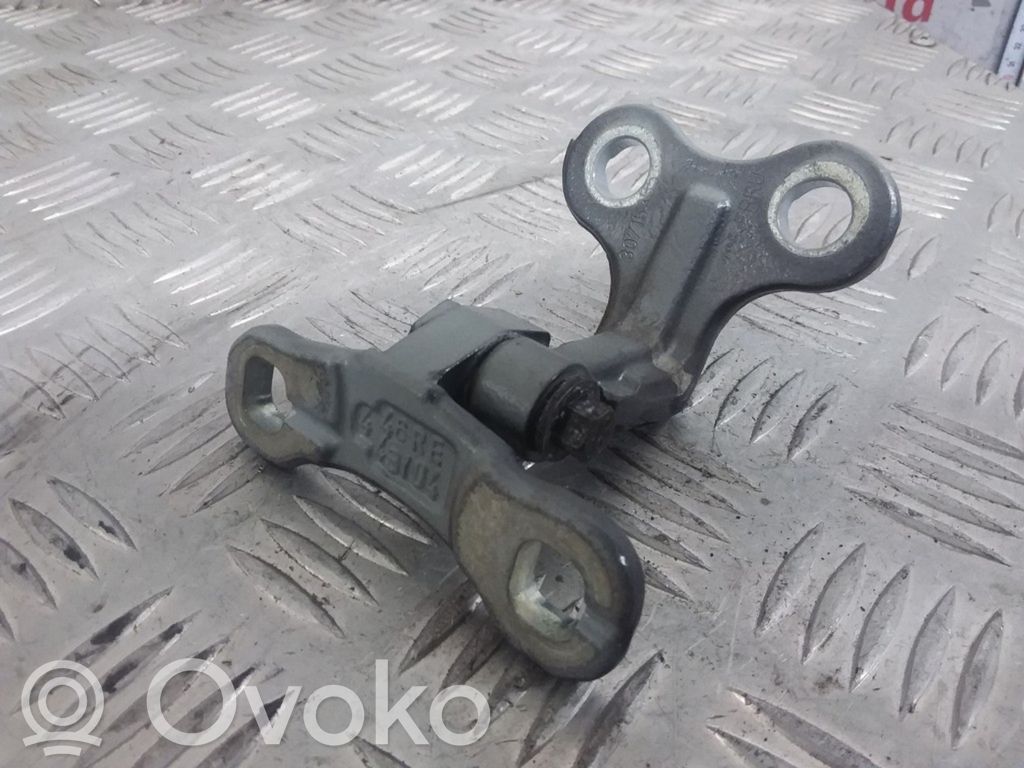 Volvo S40 Front door upper hinge 