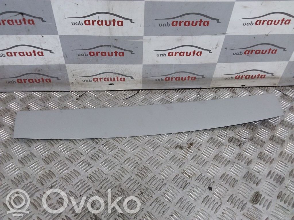 Opel Zafira B Tailgate/trunk upper cover trim 