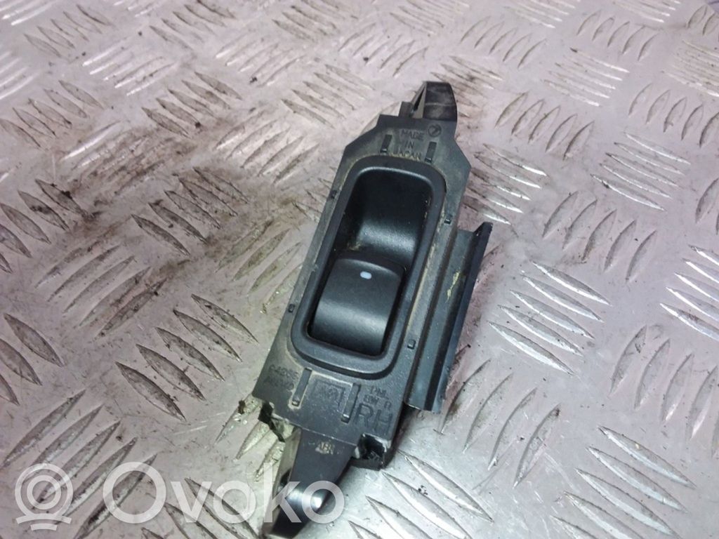 Subaru Legacy Electric window control switch 