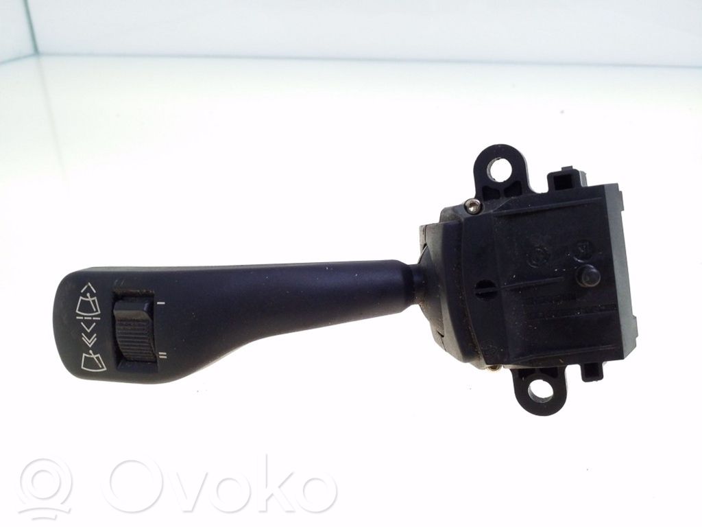 BMW 5 E39 Stikla tīrītāja vadības pogas kātiņš 
