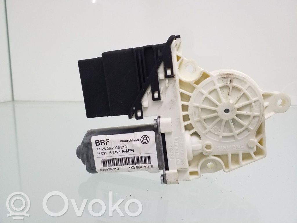 Volkswagen Touran I Silniczek podnoszenia szyby drzwi tylnych 