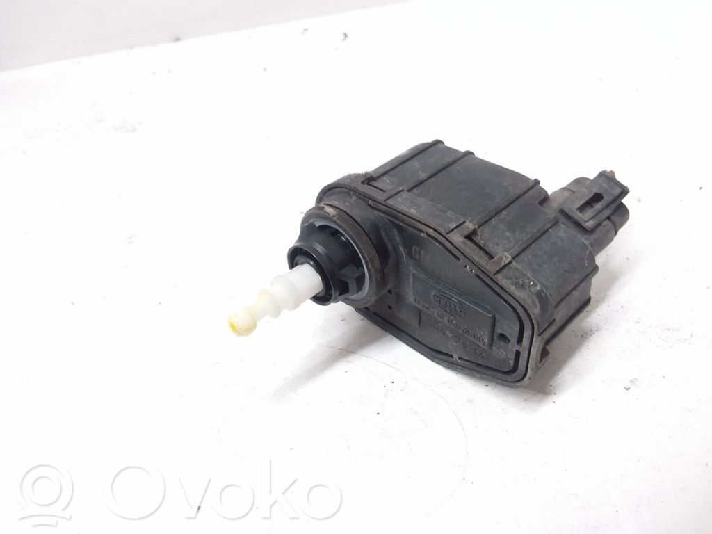 Opel Omega B1 Scheinwerferstellmotor 