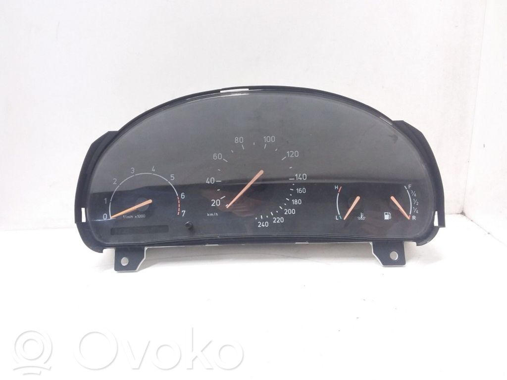 Saab 9-5 Speedometer (instrument cluster) 